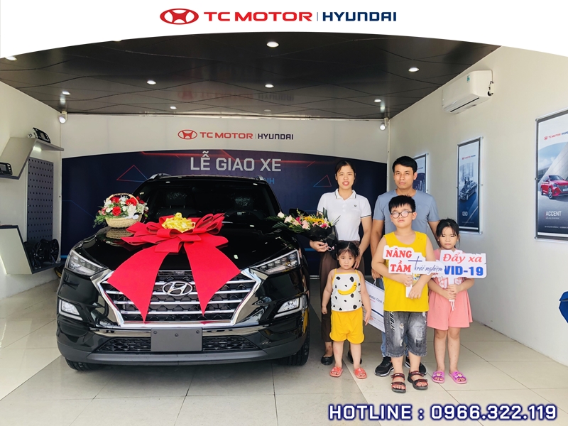 LỄ BÀN GIAO XE THÁNG 7 - HÌNH ẢNH ẤN TƯỢNG KHÁCH HÀNG NHẬN XE TẠI HYUNDAI NINH BÌNH